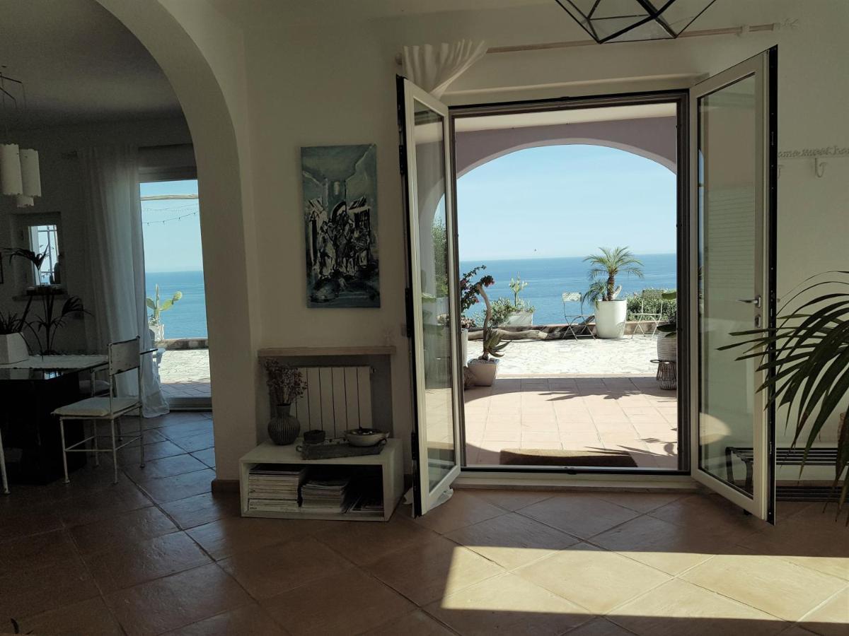 La Bouganvilla Charme & Relax Vista Mare Finale Ligure Exterior photo